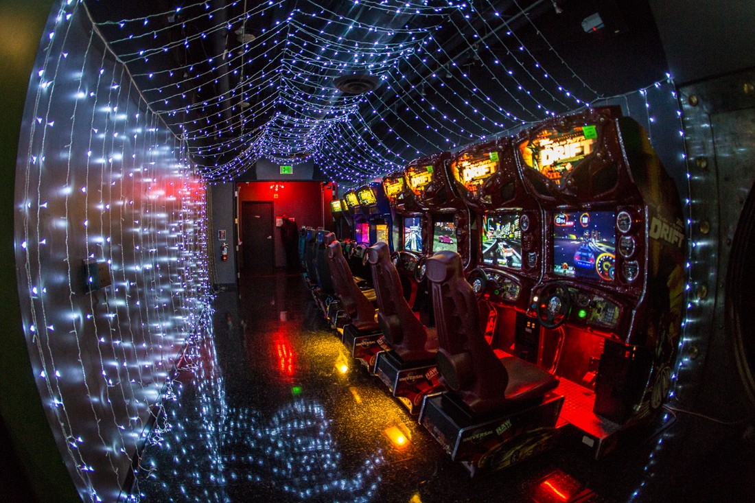 arcade_bar_0005_Layer 10